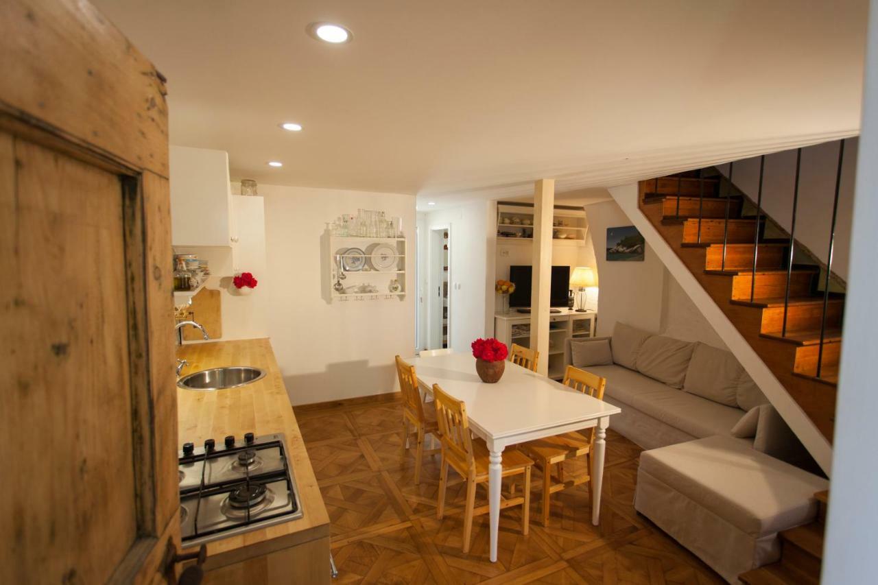 Barbarossa House With Parking Apartamento Cres Exterior foto