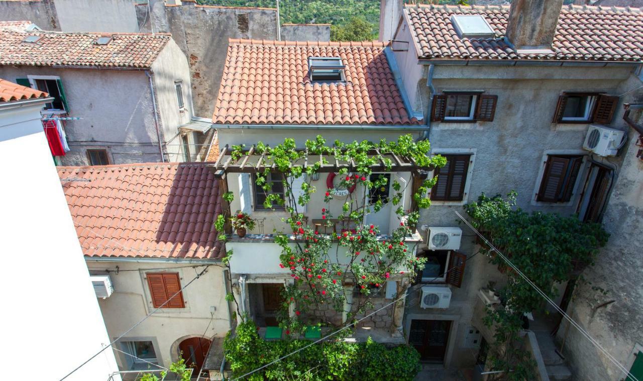 Barbarossa House With Parking Apartamento Cres Exterior foto